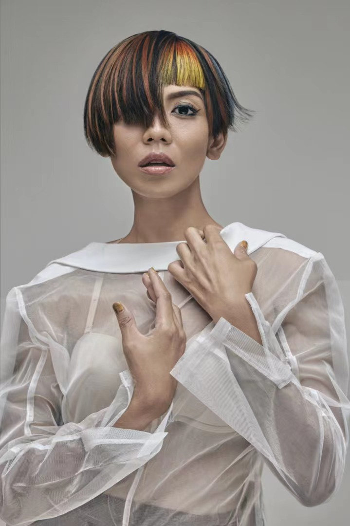 Lim Wei Lun · Colour · 3