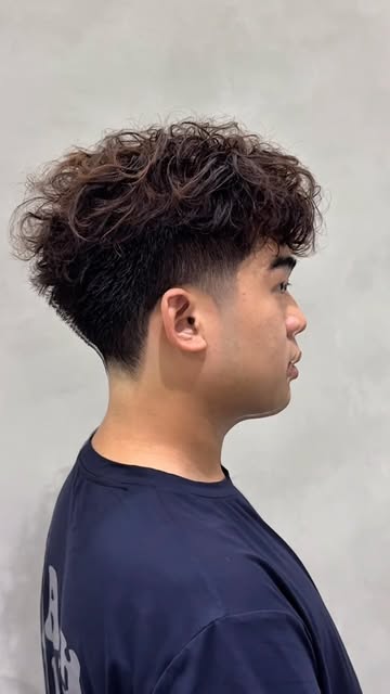 Oscar · Hair styling · Reel cover · 4