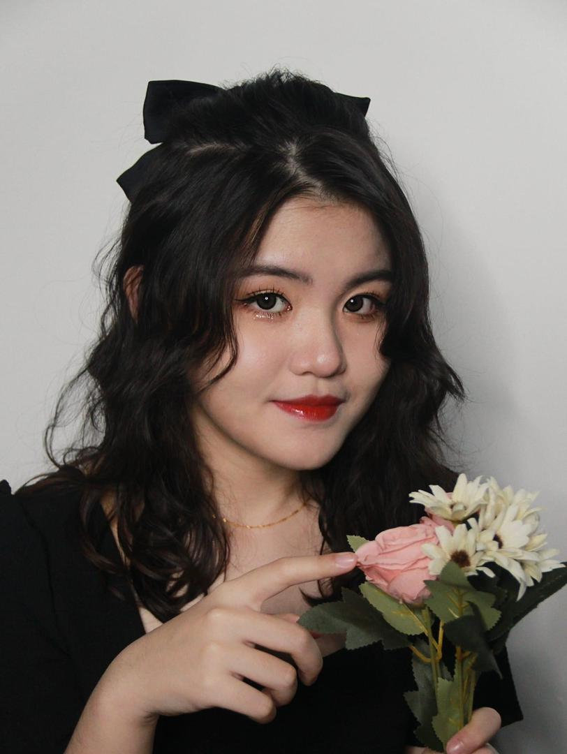 Sky · Makeup · 1