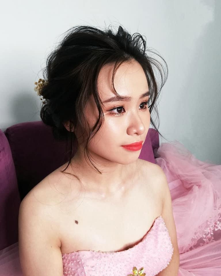 Sky · Makeup · 6