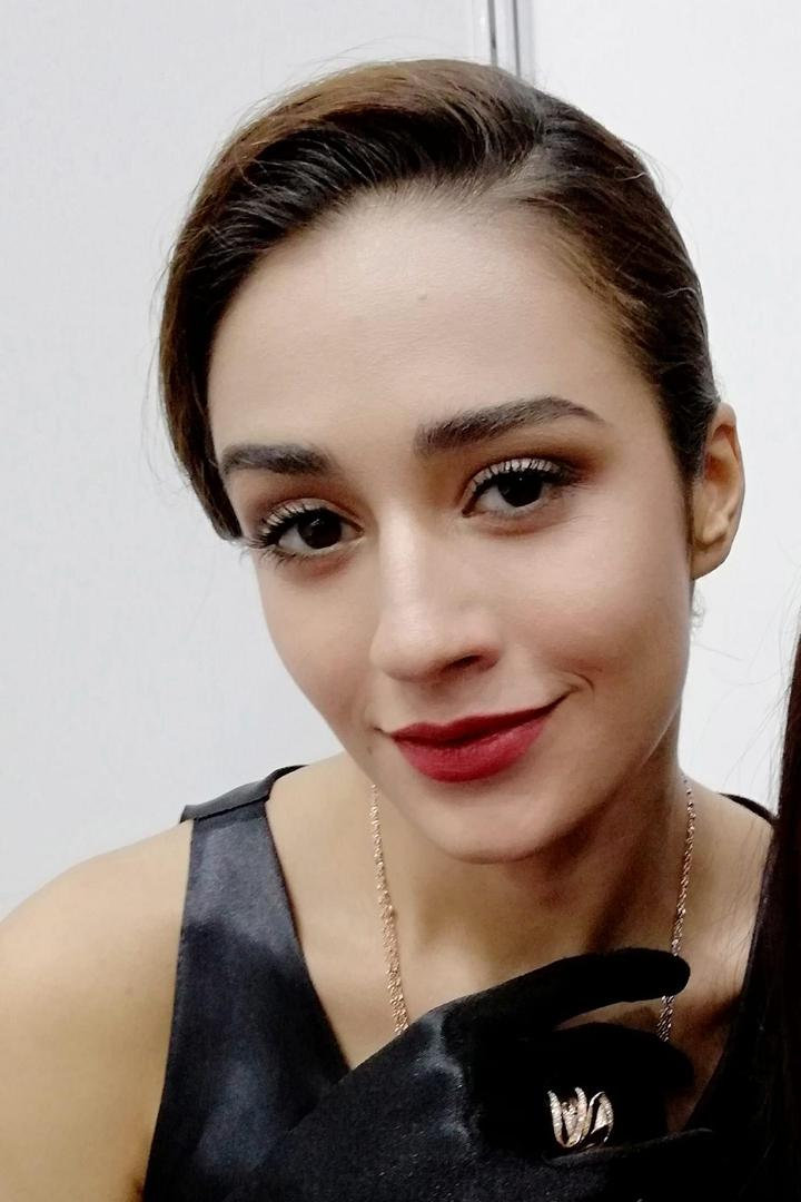 Sky · Makeup · 11