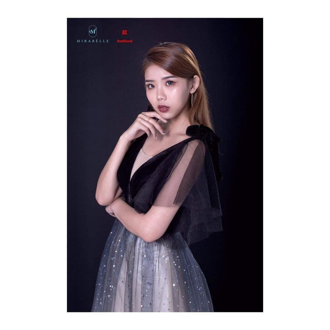 Sky · Makeup · 15